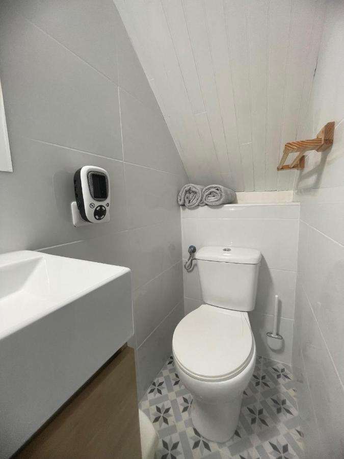 Appartement Avec Chambre Ouverte Bourg-Madame Exteriör bild